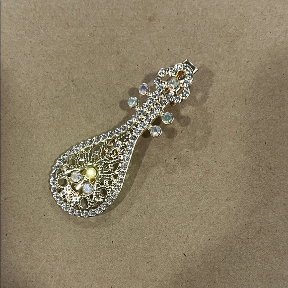 Elegant Gold and Rhinestone Mandolin Guitar Hairclip - Picture 3 of 5